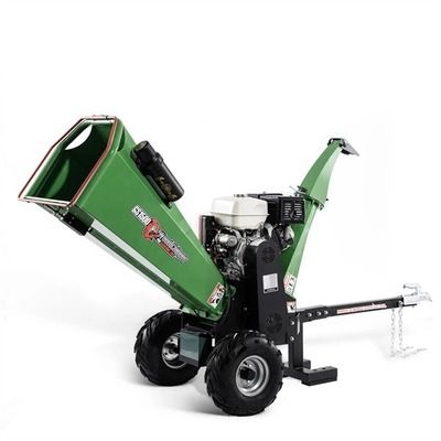 212cc 76mm Çap Ağaç Öğütücü Makinesi Mobil Kütük Parçalayıcı Makinesi Geri Tepme Marş