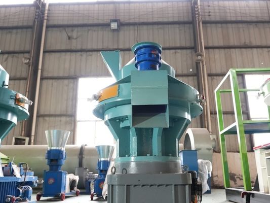 Hindistan Cevizi Kabuğu için 4mm 8mm Yaprak Yonga Ahşap Pelet Makinesi Silindirik Parçacık