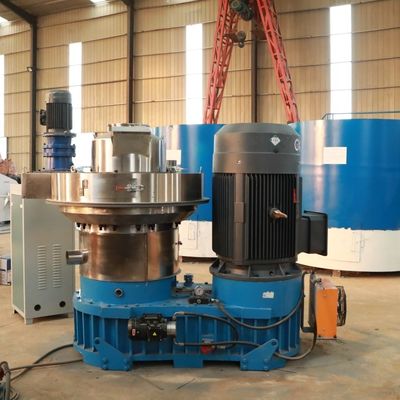 CE Biyokütle Ladin Pelet Değirmen Hattı Ahşap Pelet Makinesi 800-1000kg / h