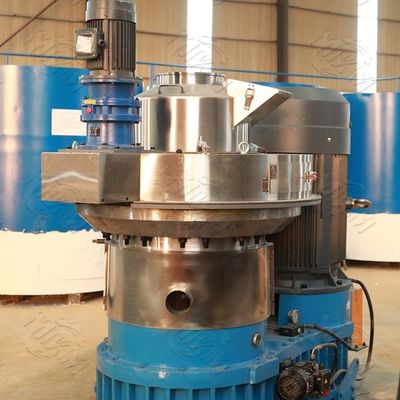 Yüksek verimlilikli Biyokütle Saman Otomatik Pelletizing Üretim Hatı Ekipmanı