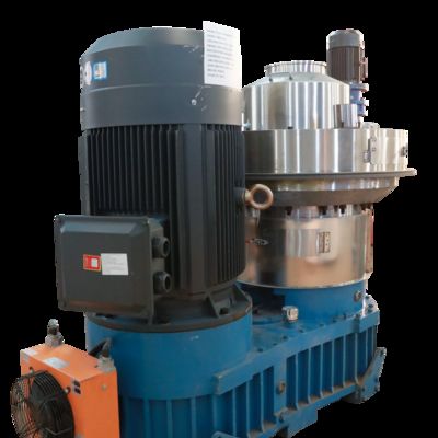 Düz Kalıp Ahşap Pelet Makinesi 1100kg / H 800kg / H Enerji Tasarruflu Paslanmaz