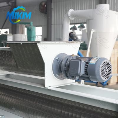 Güç Tasarruflu Balık Yemi Pelet Makinesi Tavuk Yemi Pelet Makinesi 350-450kg / H