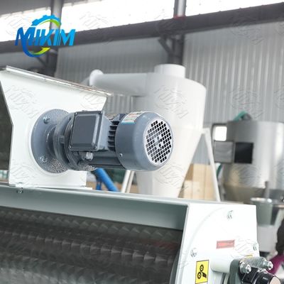 380Volt Hayvan Yemi Pelet Ekstruder Kanatlı Çiftlik Makineleri Yüksek Verimlilik