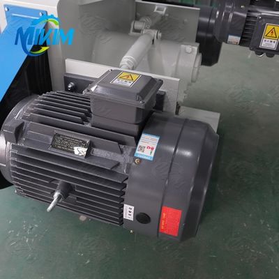 Hayvan Kanatlı Balık Yemi İşleme Makinesi Ahşap Pelet Değirmeni Yapma Makinesi
