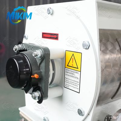 Aşınma Direnci Küçük Kanatlı Yem Pelet Makinesi 350-450kg / H Kolay Kullanım