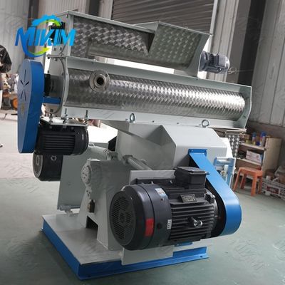 80C 70C Balık Yemi İşleme Makinesi Hayvan Yemi Pelet Üretim Hattı 125mm Çap