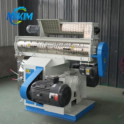 Premium Yem Ürünleri İçin 350-450kg / H Küçük Elektrikli Kanatlı Yem Pelet Makinesi