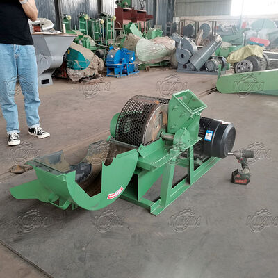 İnanılmaz Güçlü Büyük 450 kg Ağırlık Çam Ağacı Dalı Hindistan Cevizi Kabuğu Parçalama Makinesi Ahşap Talaşı Parçalayıcı Eleği