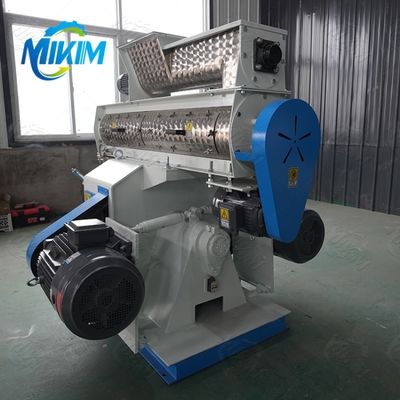 Motor Çekirdek Hayvan Kanatlı Yem Pelet Makinesi Yüksek Performans