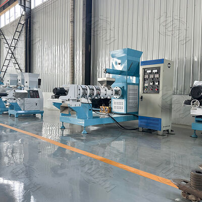 Evcil hayvanları beslemek için 100-2000 kg/s kapasiteli ve otomatik besleme ile paslanmaz çelik balık besleme ekstrüder makinesi