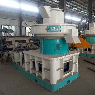 1.4ton/ M3 Pelet Pres Makinası Dizel Motor Manyok Yonca Küpleri Talaş